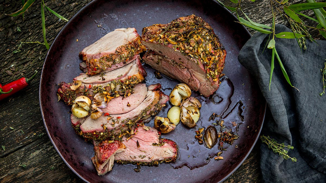 Garlic & Rosemary Leg Of Lamb on the Big Green Egg