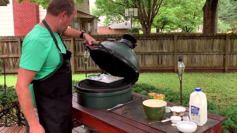 5 Ingredient Peach Cobbler on the Big Green Egg