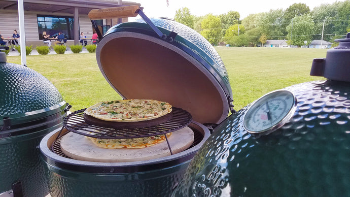 Back To School (Pizzas) on the Big Green Egg