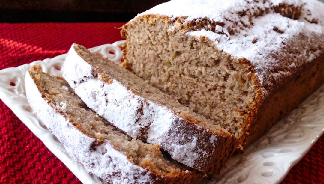 Victoria’s Banana Bread on the Big Green Egg