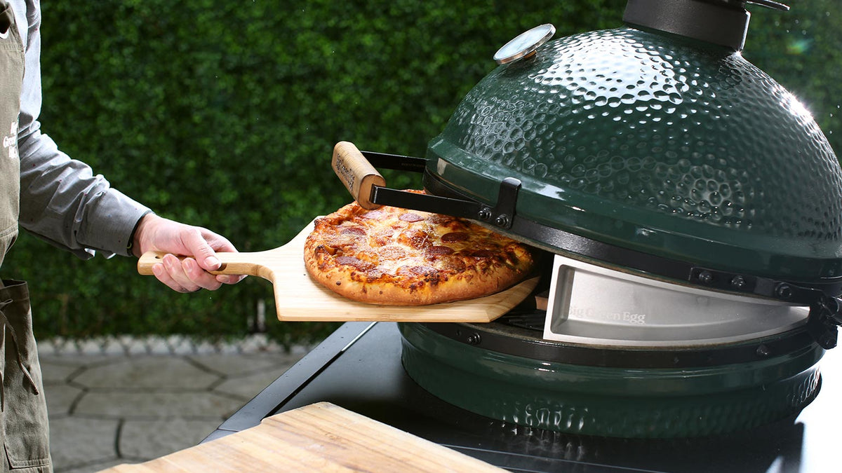 vedholdende Forsendelse Høj eksponering Pizza Accessories for a Big Green Egg – Outdoor Home