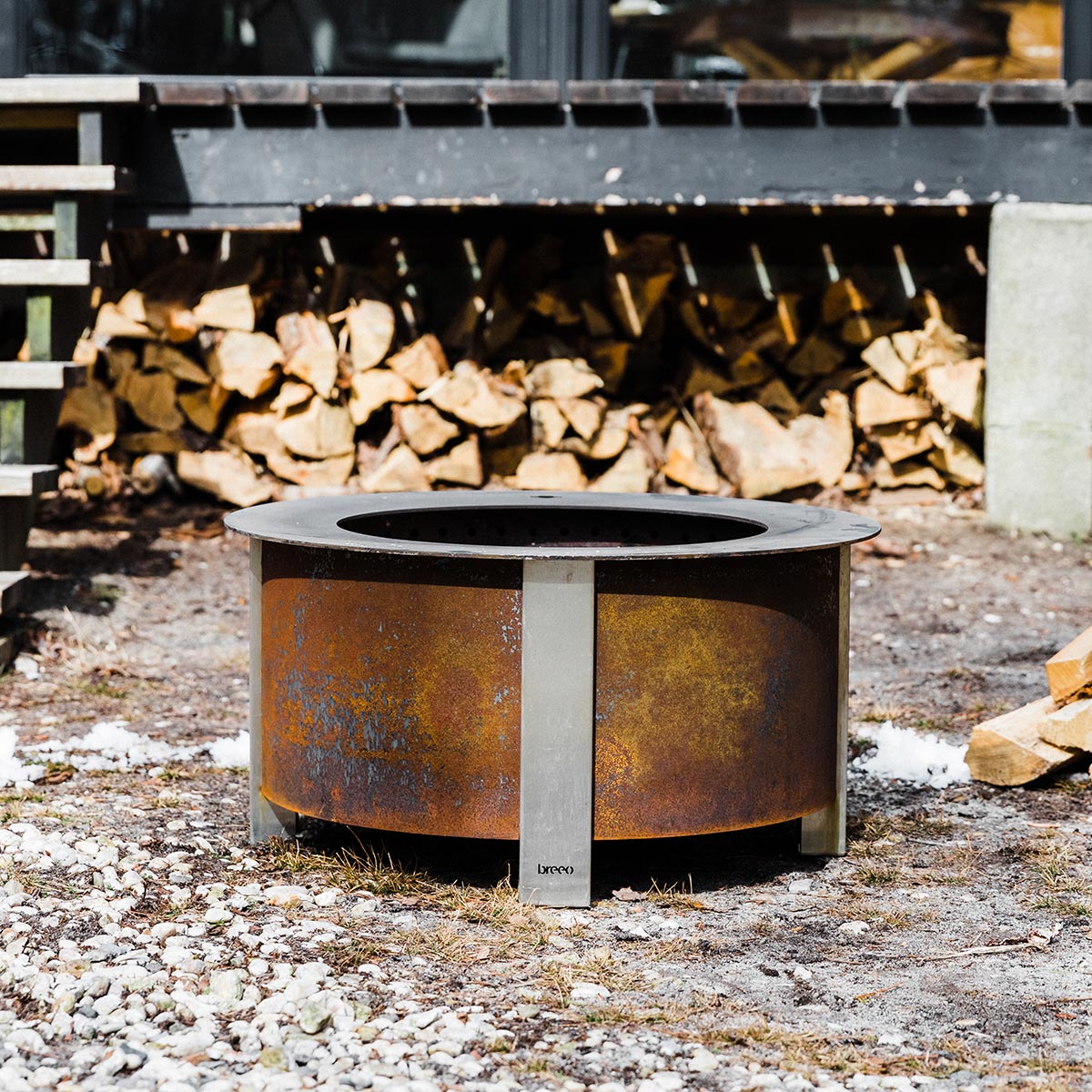 BREEO X Series 30 Smokeless Fire Pit (Patina) with Ash Removal Tool