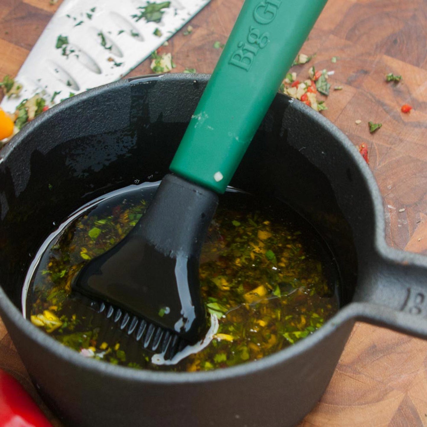 Cast Iron Saucepot with Basting Brush