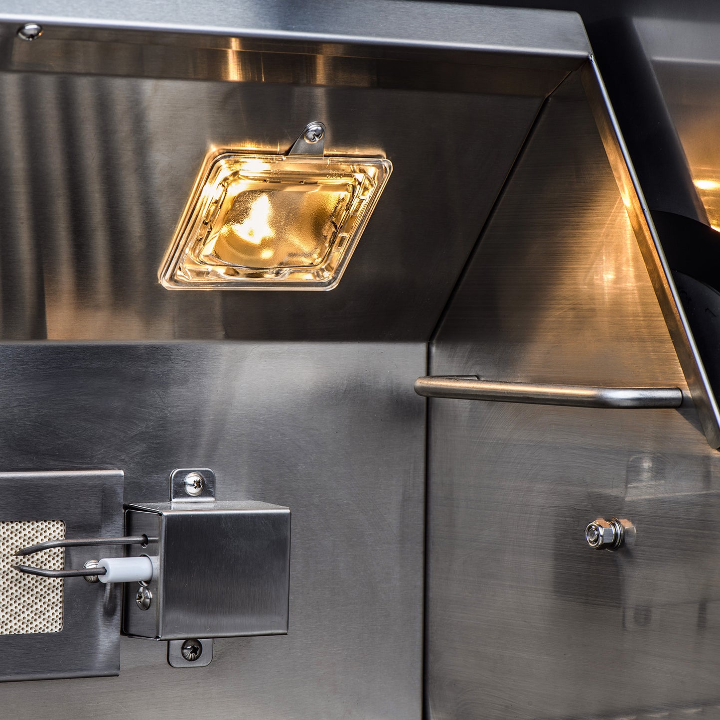 Blaze PRO 34" 3-Burner Built-In Gas Grill