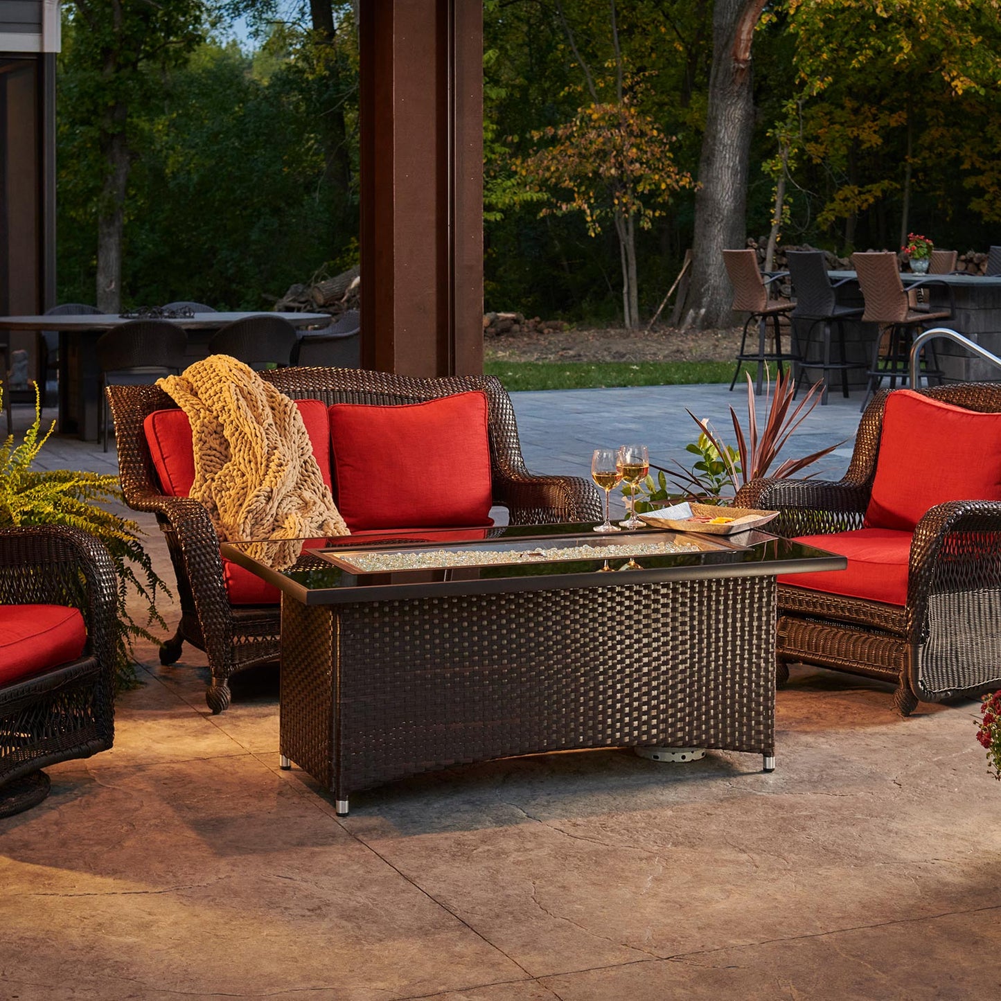 Balsam Montego Linear Gas Fire Pit Table w/ Glass Guard MG-1242-BLSM-K/GG-1242