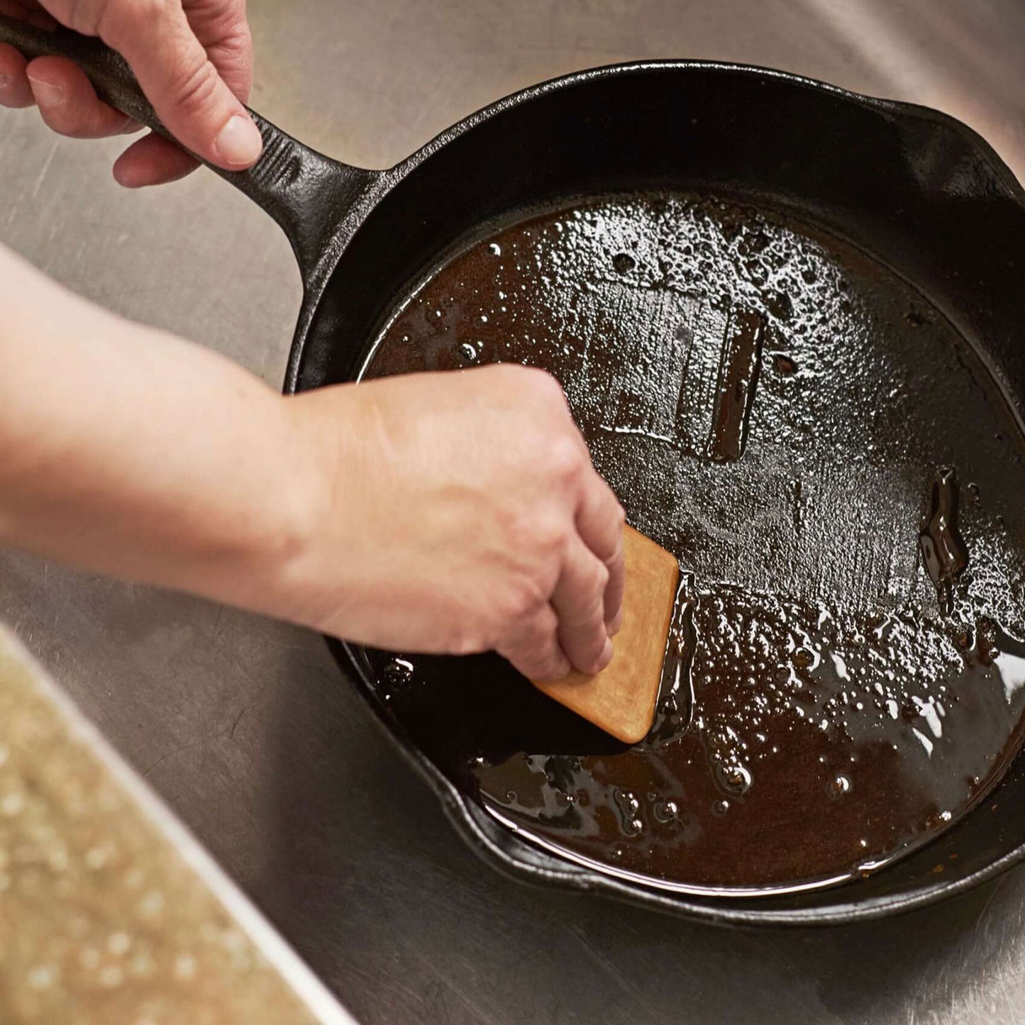 Epicurean Pan Scraper