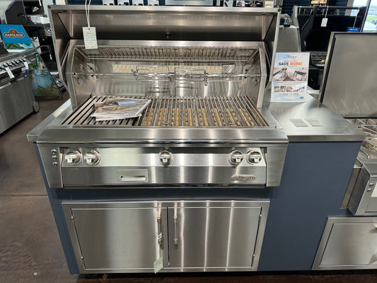 Challenger 90" Aluminum Island w/ Casters