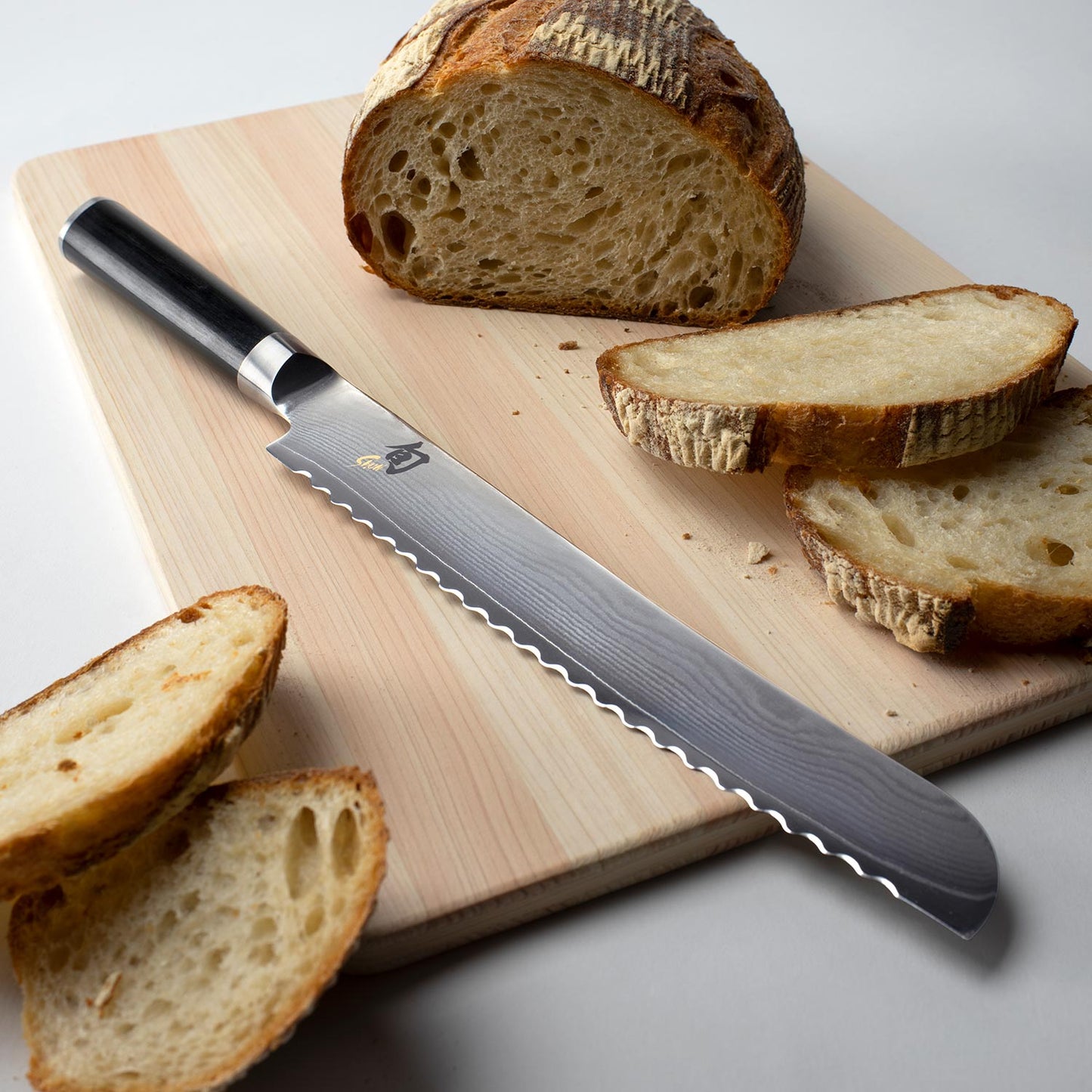 Shun Classic 9" Bread Knife DM0705