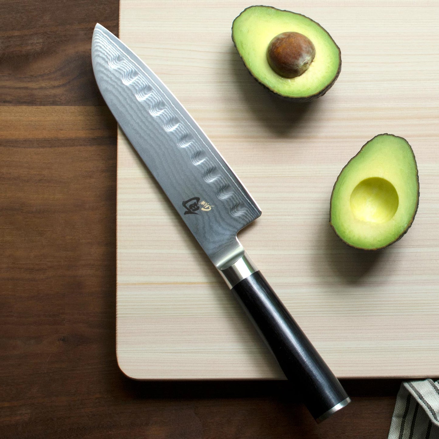 Shun Classic 7" Hollow-Ground Santoku Knife DM0718