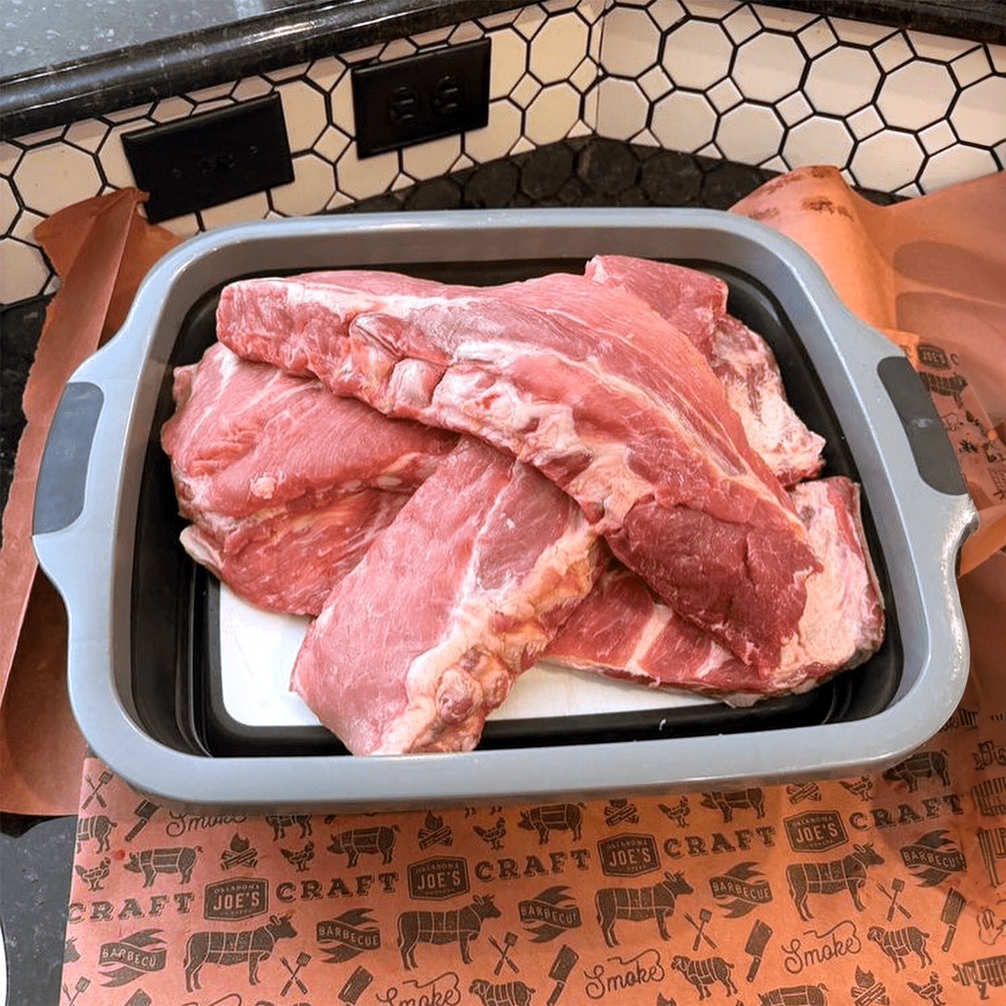 Drip EZ Collapsible Prep Tub V2 w/ Locking Lid + Cutting Board