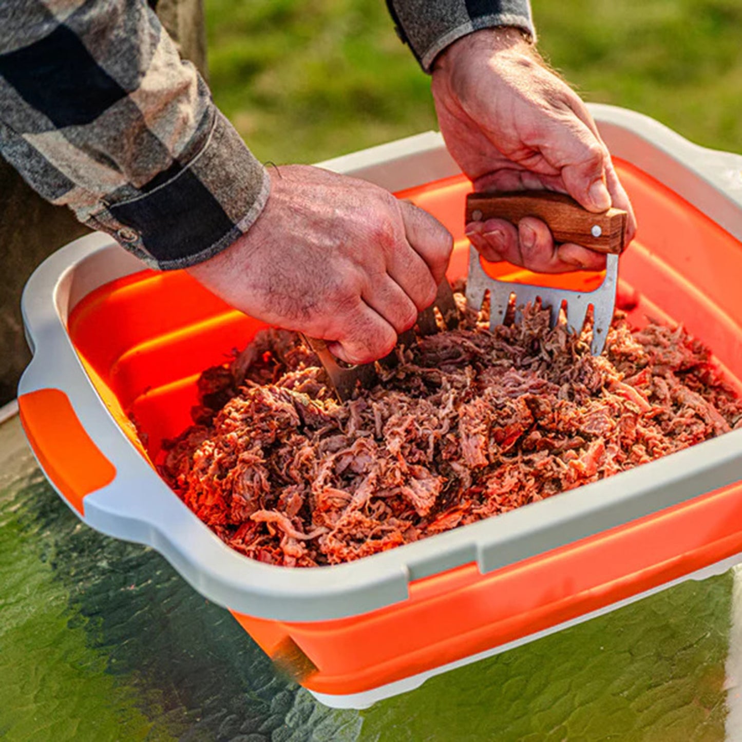 Drip EZ Collapsible Prep Tub V2 w/ Locking Lid + Cutting Board