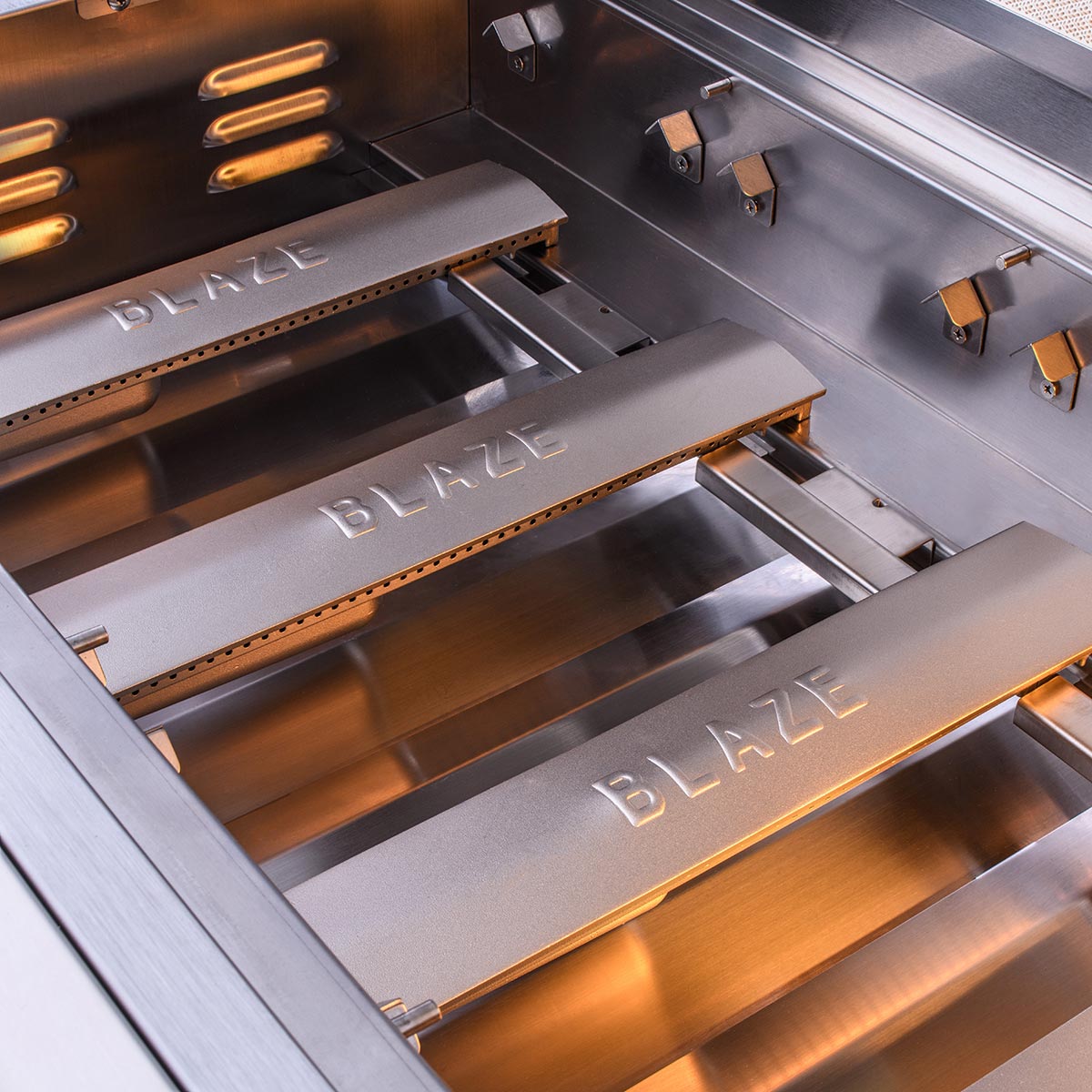 Blaze LTE 32" 4-Burner Built-In Gas Grill