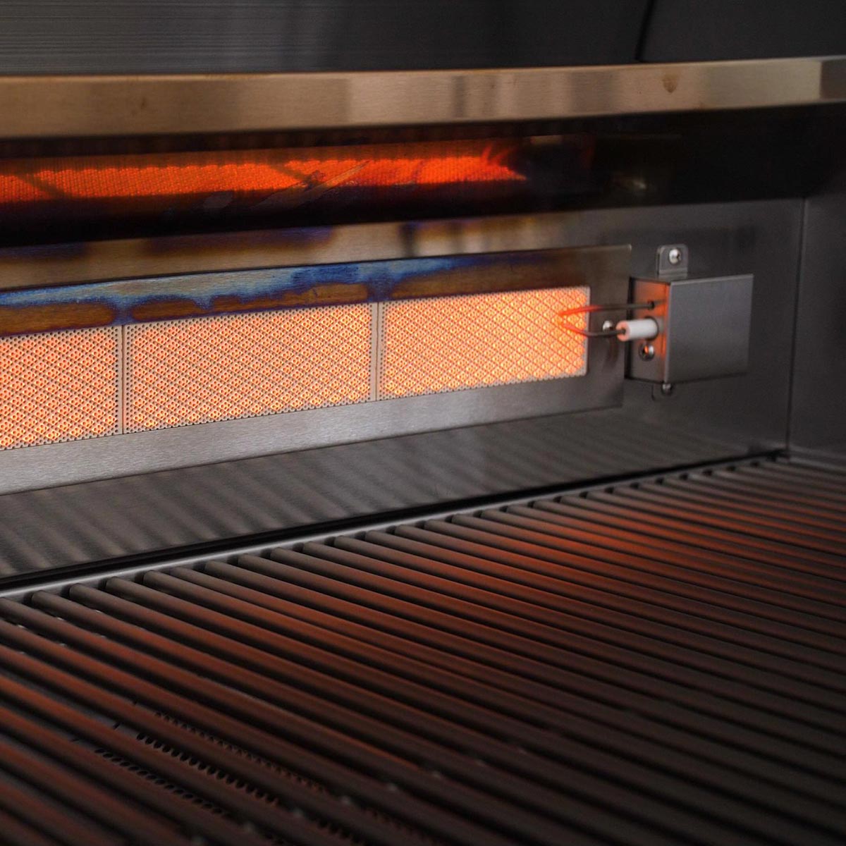 Blaze LTE 32" 4-Burner Built-In Gas Grill