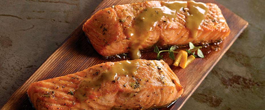 CEDAR PLANKED SALMON WITH HONEY GLAZE