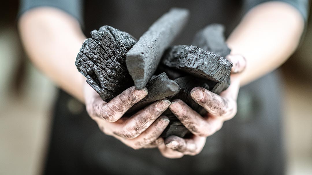 use the best lump charcoal available for your kamado big green egg grill