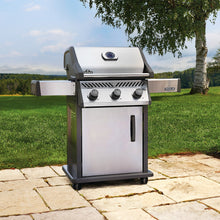 Load image into Gallery viewer, Napoleon Rogue 425 Gas Grill (Stainless Steel) 3-Burner
