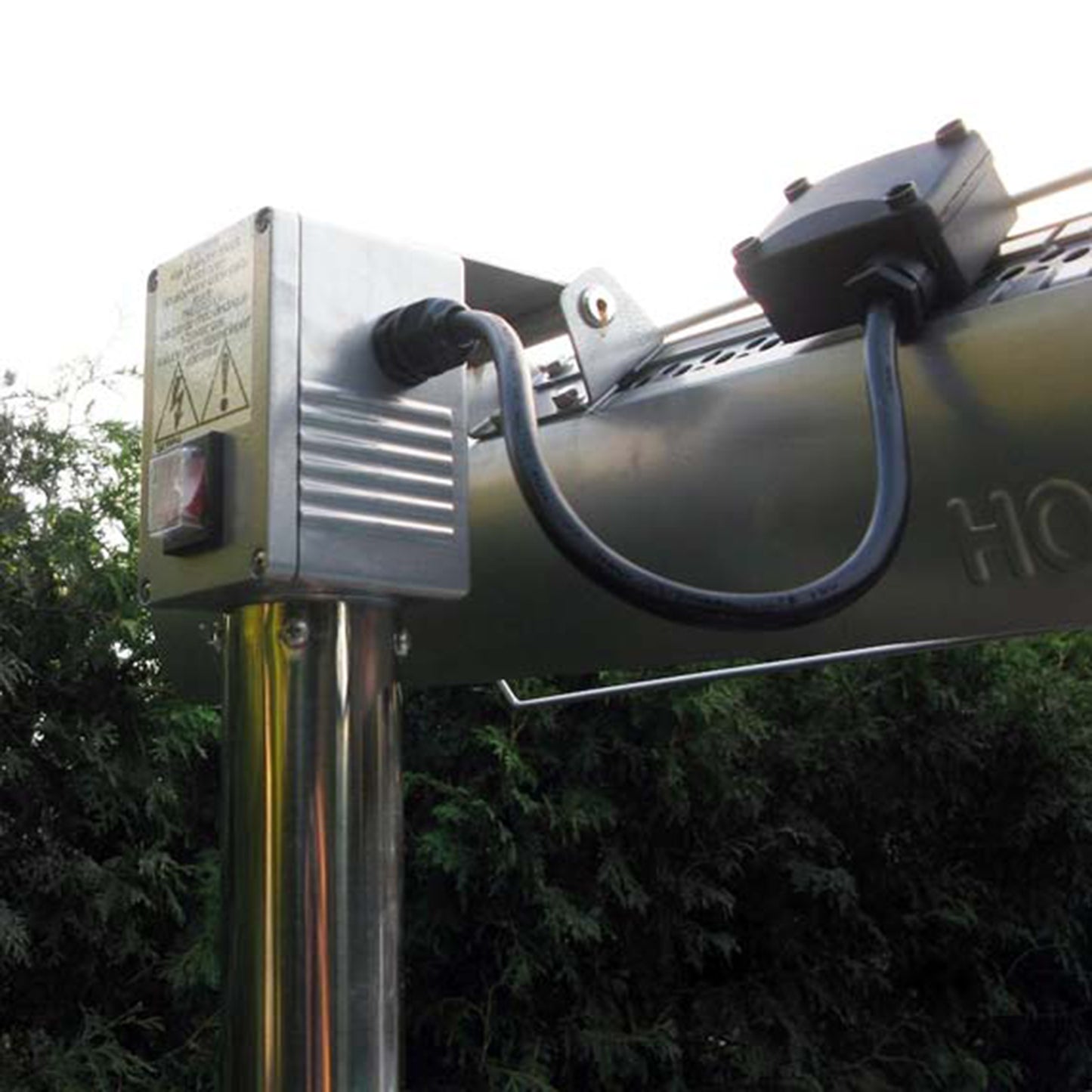 Aura Patio Plus Weatherproof Infrared Patio Heater w- Remote Control AURAPP15120SS