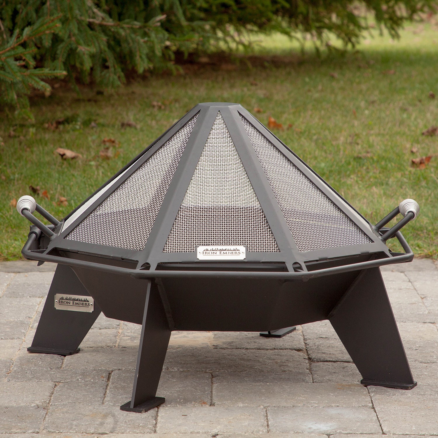 Iron Embers 3' Cottager Fire Pit Package with Spark Screen (No Door)