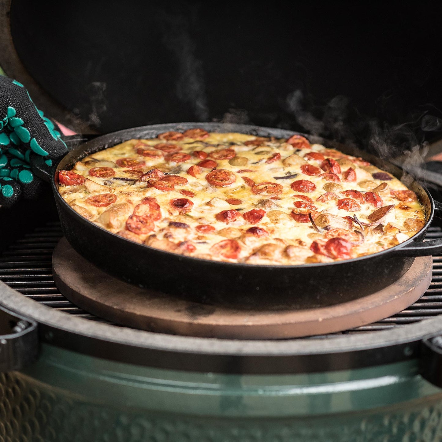 14 inch Professional Grade Cast Iron Skillet
