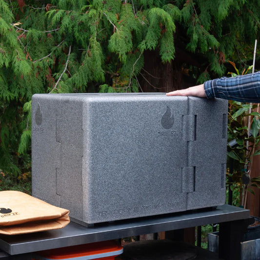 Drip EZ (NEW) Latching 'Que Crib - Dedicated Meat Resting Station