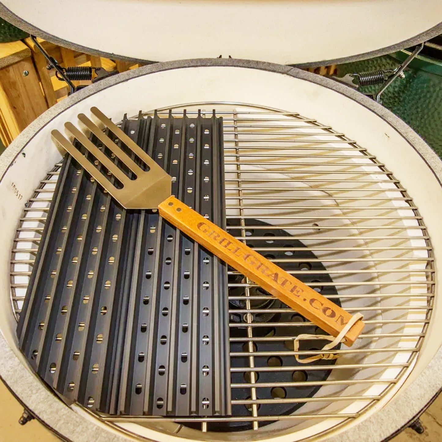 GrillGrate Half Moon for the XL Big Green Egg