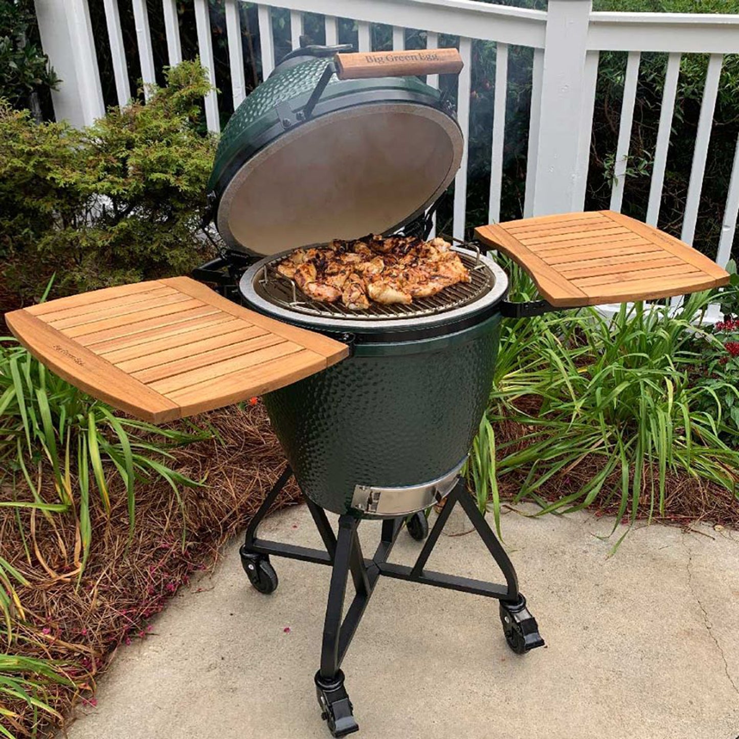 Large Big Green Egg