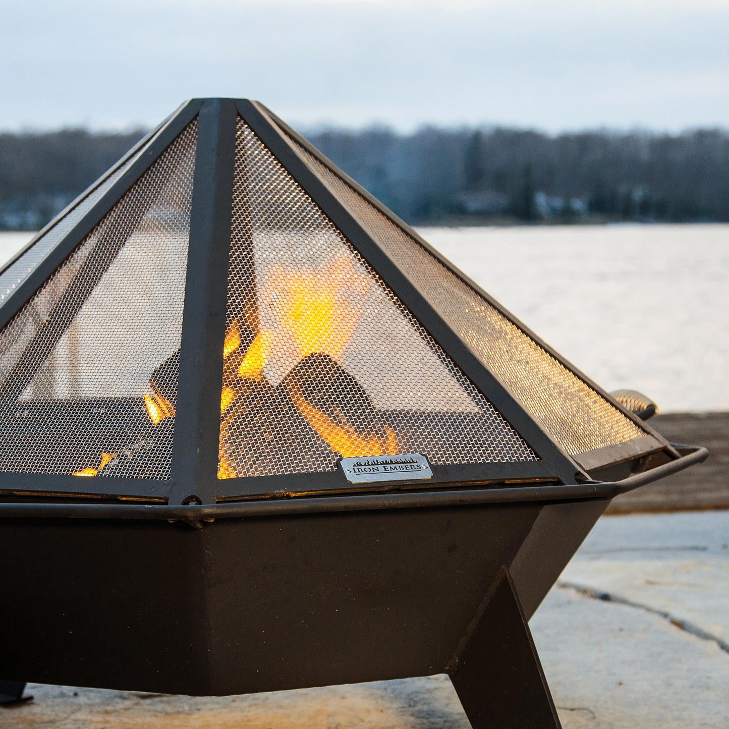 Iron Embers 3' Cottager Fire Pit Package with Spark Screen (No Door)