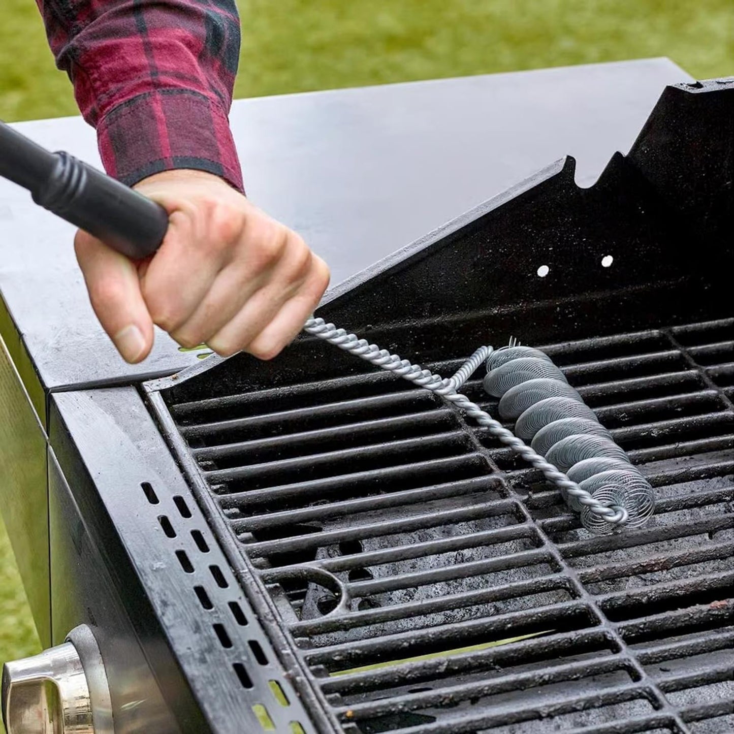 Outset 76553 Coil 21" Grill Brush