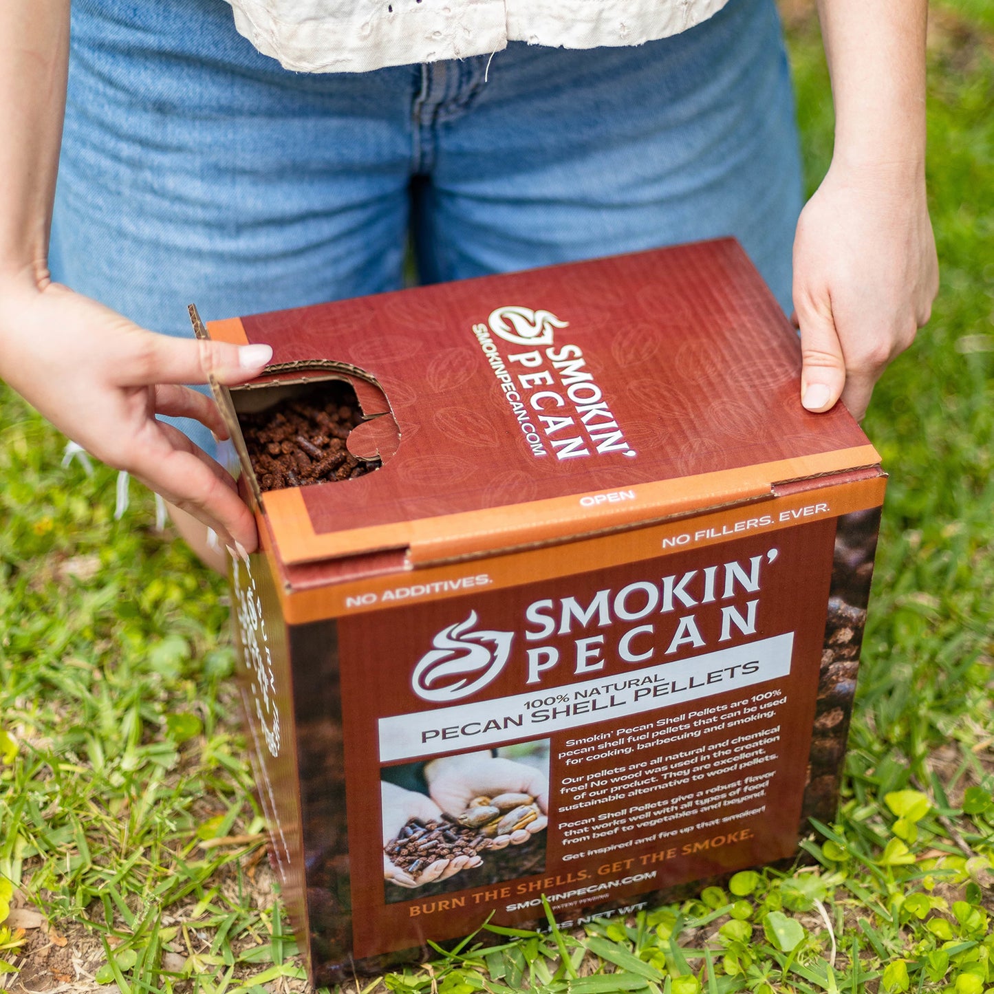 Smokin' Pecan 100% Natural Pecan Shell Pellets (20lb Box)