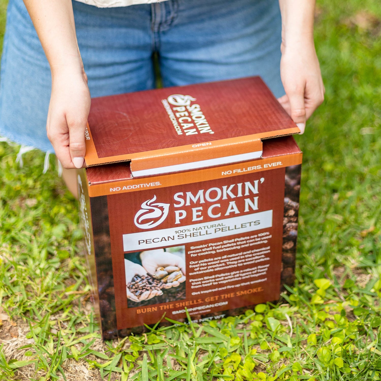 Pecan Shell Powder Smokin' Pecan 100% Natural Pecan Shell Pellets (20lb Box) – Outdoor Home