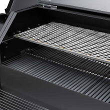 Load image into Gallery viewer, Yoder Smokers YS640s Pellet Grill (Standard Cart) w/ T-Stat Door Kit
